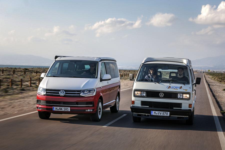  Volkswagen California Ocean Red (T6) 2016 года  (фото 30 из 33)
